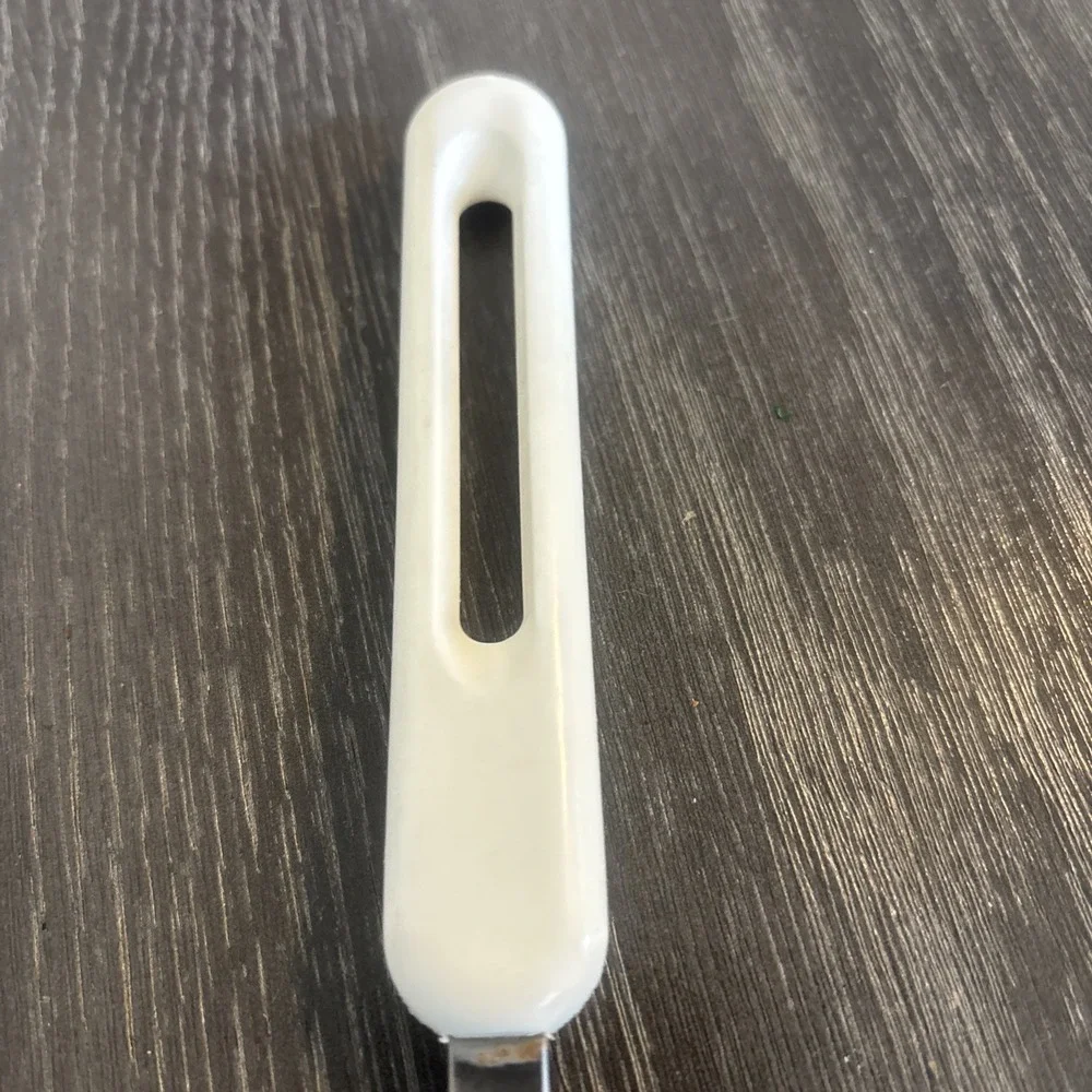 Vintage Bonny USA Nylon Soild Spoon 12